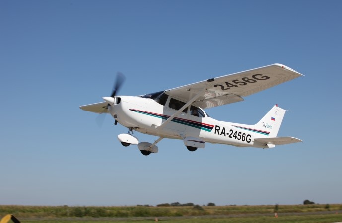 Управляй самолетом